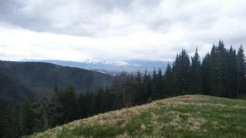 Timelapse, in the mountains the wind carries clouds in the gorge Stock Footage 130769999