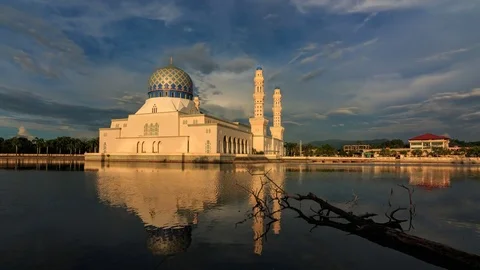 Timelapse of Moving cloud during sunset Stock Footage 77786184