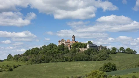 Timelapse - Moving clouds over Castle Ronneburg Video stock 108831346
