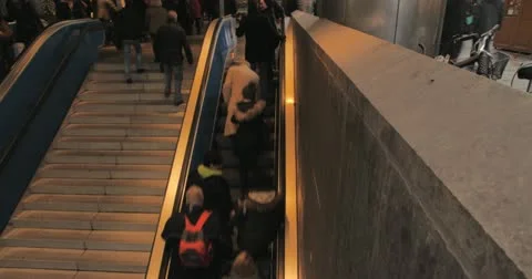 Timelapse munich escalator 4K Video stock 10884007