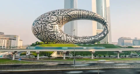 Timelapse of the Museum of the Future in Dubai and Sheikh Zayed road Video stock 253567260