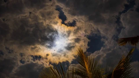 Timelapse night from full moon on starry sky to afternoon, 4K 動画素材 125359372