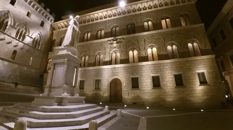 TimeLapse Night Piazza Salimbeni Stock Footage 57366175
