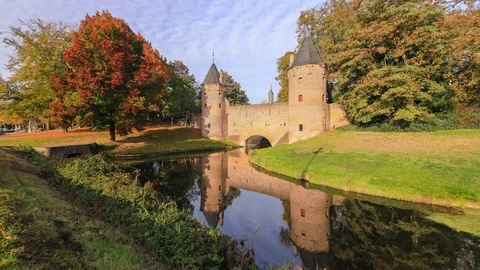 Timelapse od the Old Town Wall wit hthe river in Amersfoort Stock Footage 101944877