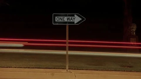 Timelapse One-Way sign Stockbeeldmateriaal 11605170