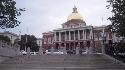 Timelapse outside of boston state capital building with gold dome Stock Footage 84291890
