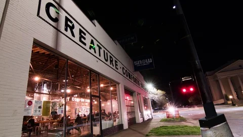 Timelapse outside Creature Comforts Taproom in Athens George at night Video stock 113504987