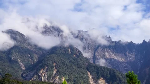 Timelapse over Mount Kinabalu 스톡 동영상 56018921