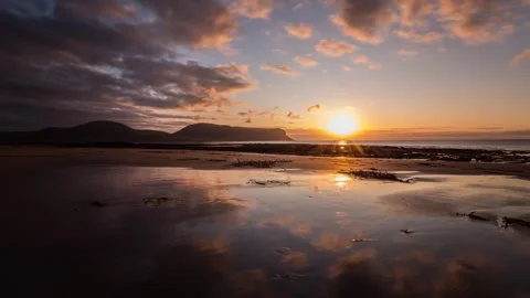 Timelapse over Warbeth in Stromness Orkney at sunset with Mirror Reflections Stock-Footage 253195564
