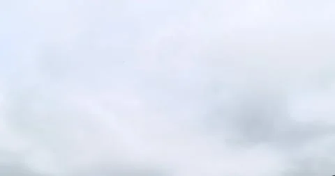 Timelapse of overcast sky, gray and cloudy day, clouds Vídeos de archivo 254253518