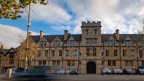 Timelapse panning view of St John's college in Oxford Stock Footage 101641937