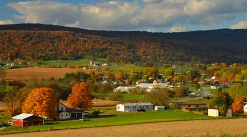 Timelapse of Panoramic view of Amish countryside in fall Stock Footage 17882791