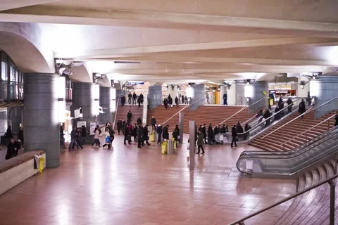 Timelapse in the Parisian subway 스톡 동영상 157579334