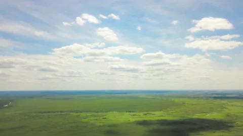 Timelapse of passing clouds. Vídeo Stock 133622064