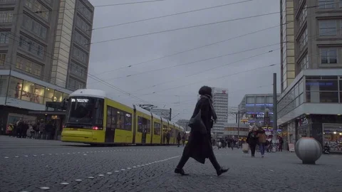 Timelapse of people in Alexanderplatz Stock-Footage 78381711