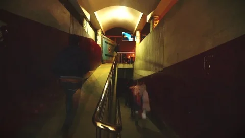 Timelapse of people moving on a subway Video stock 102782773