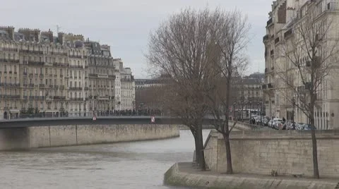 Timelapse People walking on a bridge in Paris Stock Footage 10723443