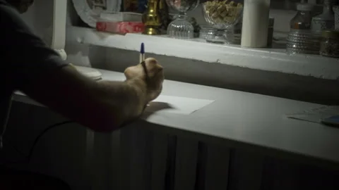 Timelapse of a person’s hard work for creativity, creation Stock-Footage 129575711