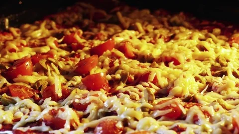 Timelapse of Pizza baking in Oven full heated . 4k Video stock 73136475