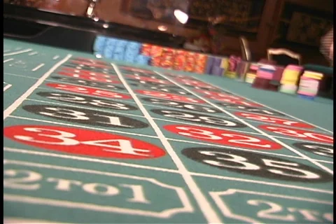 Timelapse placing roulette bets Vídeo Stock 109062