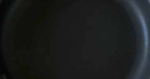 Timelapse of the process of creating a delicious and appetizing fried eggs Stock-Footage 129594847