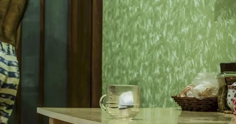 Timelapse of the process of pouring boiling water and preparing delicious tea Stock-Footage 129601248