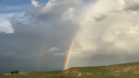 Timelapse: Rainbow Over Green Hills and Villages on Tibetan Plateau, China Видео 336759050
