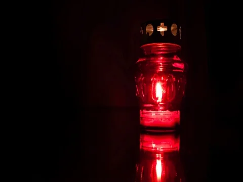 Timelapse of red memory lantern on dark mirror background. Stock Footage 80904484