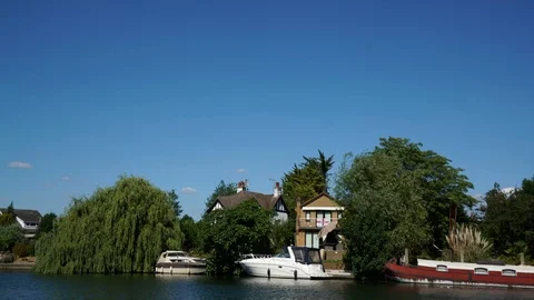 Timelapse of river thames on sunny day quiet 4k Stock Footage 106773974