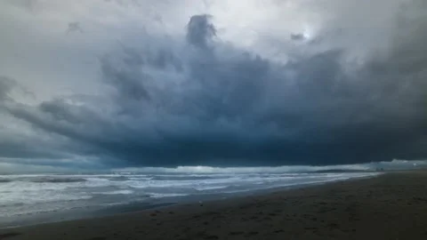Timelapse of rough sea during a storm at the beach in Enoshima, Kanagawa Stock Footage 131578402