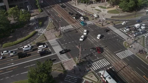 Timelapse, rush hour intersection, with camera movement from bottom left to t Stock Footage 197048840
