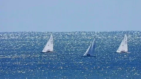 Timelapse of sail boat racing Stock Footage 208596609