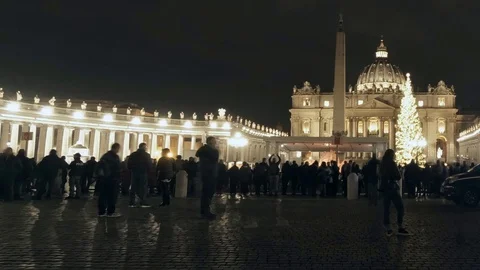 Timelapse - Saint Peter Square The Inauguration of the Christmas Tree Stock Footage 99544670