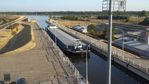 Timelapse. The sluice, ship elevator Magdeburg Rothensee between the river Elbe Stock Footage 98439024