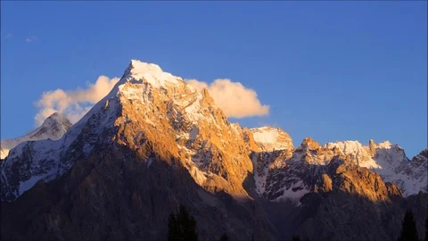 Timelapse on a snowy peak Stock Footage 96717290