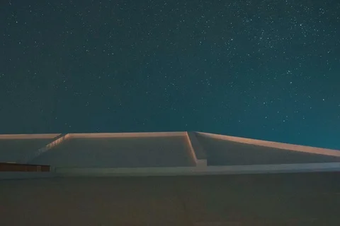 Timelapse of Stars On Rooftop 動画素材 125408976