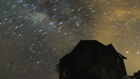Timelapse Startrail of Abandon House At Cameron Highland,Malaysia. Stock Footage 107818818