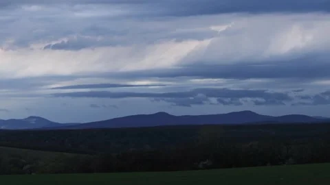 Timelapse storm with mountains in the background 스톡 동영상 270774348