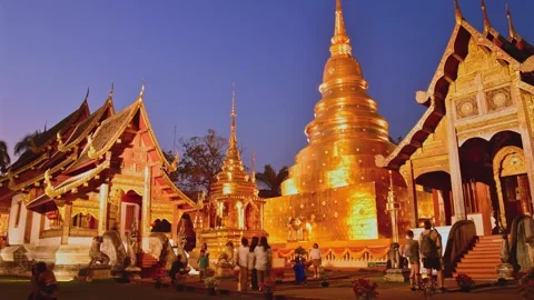 Timelapse stunning Wat Phra Singh Woramahawihan in Chiang Mai, Thailand. To.. 動画素材 334211156
