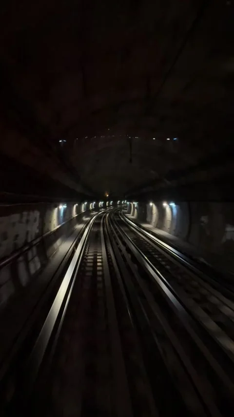 Timelapse of the subway inside the tunnel. The train moves to the next station Video stock 319582868