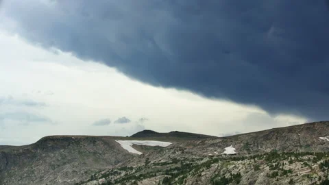 Timelapse of a summer storm in the Beartooth Mountains, Montana Vídeo Stock 265892015
