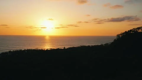 Timelapse of sun going down in the sea at tropical beach Stock Footage 261705941