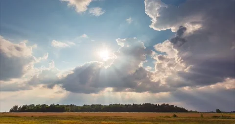 Timelapse of sun rays emerging through fluffy clouds, trust and hope, heaven Stock Footage 158083177