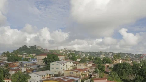 Timelapse: Sunny Day turns cloudy and dark in Freetown, Sierra Leone Vídeo Stock 79684915