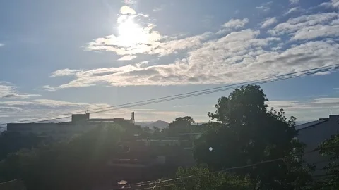 Timelapse of Sunrise with Fast-Moving Clouds in Belo Horizonte, Brazil Stockbeeldmateriaal 289822575