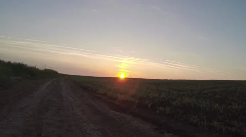Timelapse sunrise over field Vídeos de archivo 43324472