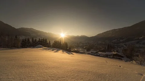 Timelapse of sunset above Kitzbühel in Winter 库存影片 71828047