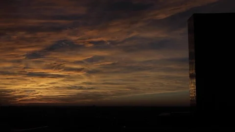 Timelapse of Sunset and Night with clouds over City 스톡 동영상 102404290