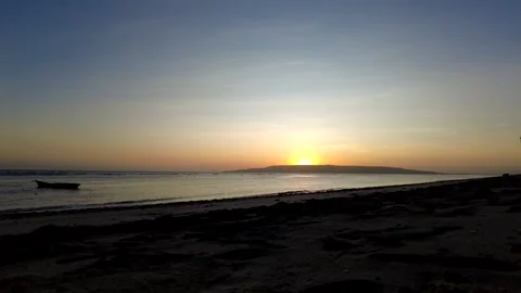 Timelapse sunset beach Stock Footage 210463956