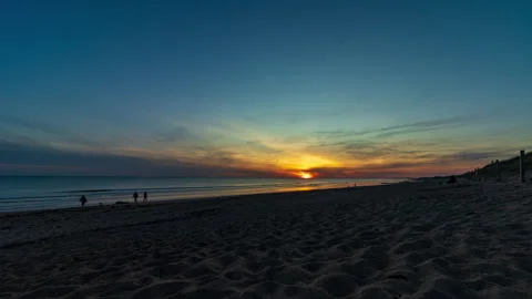 Timelapse sunset  la Parée Préneau beach Saint Hilaire de Riez 動画素材 241728059